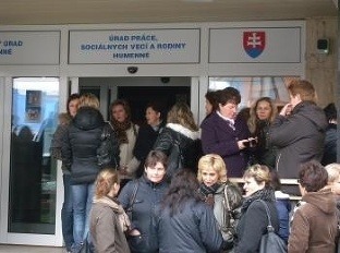 Úrad práce, sociálnych vecí