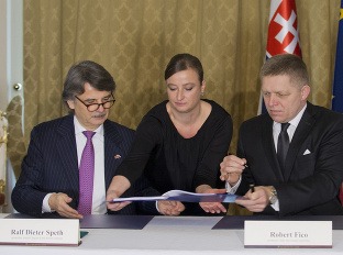 Vláda podpísala investičnú zmluvu