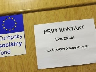 Úrady práce sprísňujú podmienky: