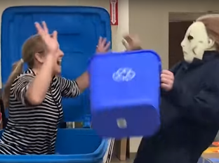 Vydesili ich na smrť