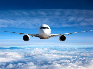 Lietajú nikam: Aerolinky našli