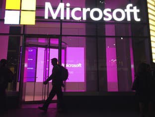 Zamestnancom Microsoftu stopli návrat