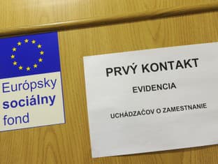 Absolventi zaplnili úrady práce: