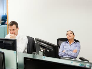 Chronickí sťažovatelia v tíme: Nenechajte jedného toxického kolegu stiahnuť celý kolektív