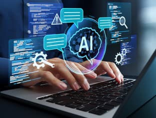 „Vibe coding“ a profesie, ktoré pred 5 rokmi neexistovali: Ako vyzerá „bizarný“ pracovný deň AI operátora?