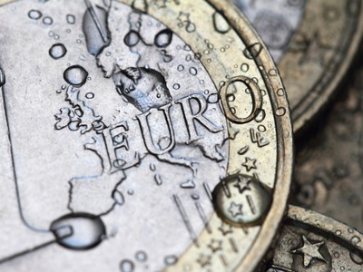 Podnikatelia by mohli už od 1. januára budúceho roka zakladať spoločnosti s ručením obmedzeným, ktorých základný vklad pri založení bude symbolické jedno euro.