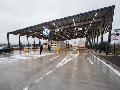 Zamestnanci VW Slovakia nastúpia 22. decembra na celozávodnú dovolenku.