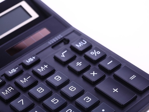 SZČO si môžu vypočítať nové sumy poistného na kalkulačne Sociálnej poisťovne.