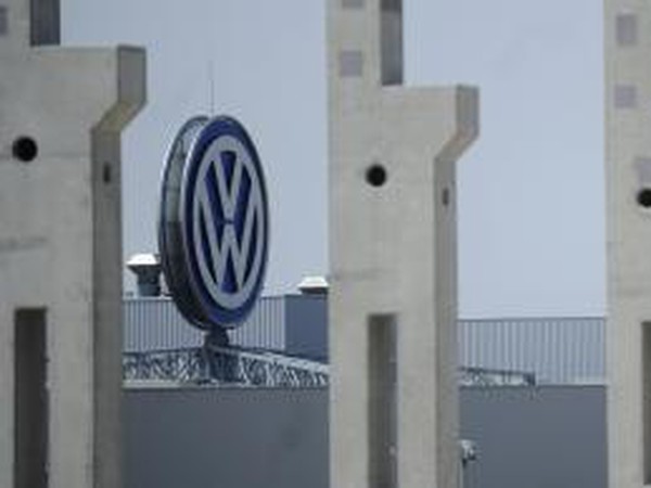V minulo roku zaznamenal závod Volkswagen zvýšenie produkcie, čo sa podpísalo aj na počte zamestnancov. Ich počet stúpol na 9400 ľudí.