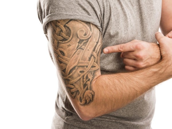 Tetovanie a práca diskriminacia