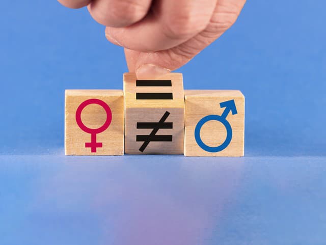Rovnaká práca, rovnaká odmena.