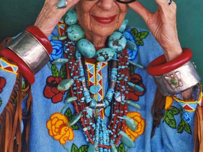 Iris Apfel, módna ikona a dizajnérka
