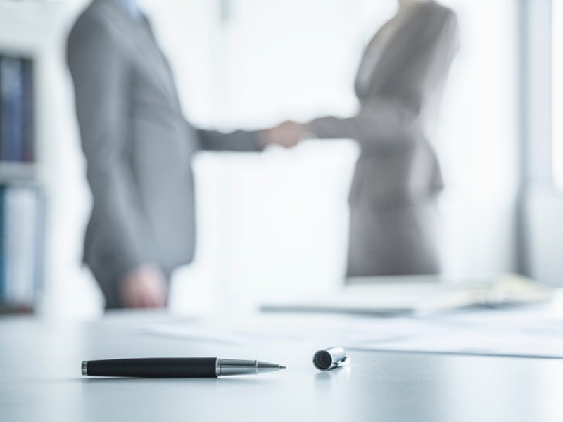 Čitateľ by mal rátať aj s tým, že firma môže očakávať nástup ihneď a vyberie si iného uchádzača.