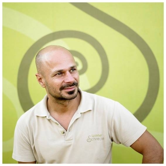 Andreas Gugumuck, slimačí farmár