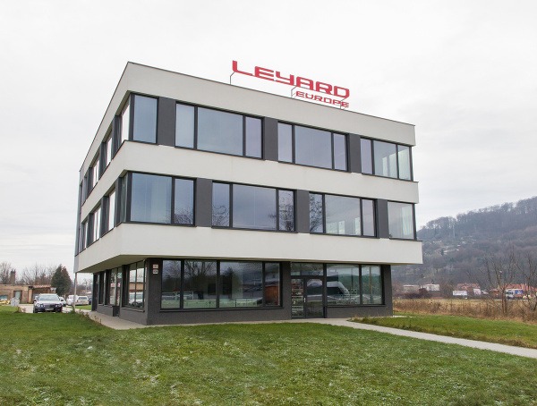 Firma LEYARD EUROPE už v Prešove jeden závod má