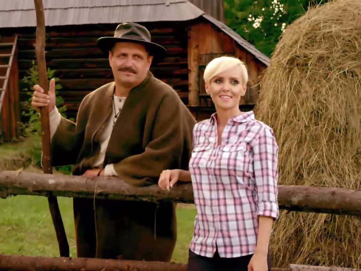 Záber z promo klipu reality show Farma 5.