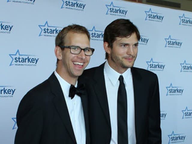 Ashton Kutcher a Michael Kutcher