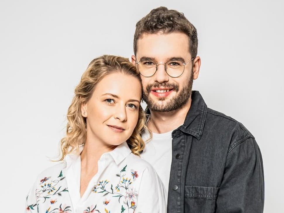 Marta Kondrla a Dušan Ambróš v seriáli Ranč stvárňujú manželov Terezu a Mareka.