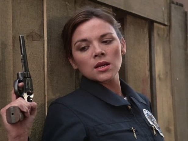  Kim Cattrall vo filme Policajná akadémia