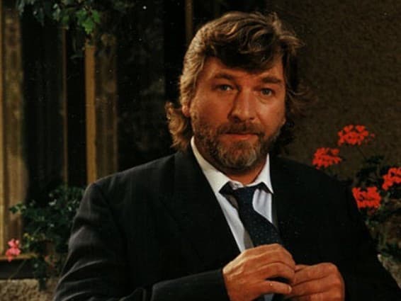 Vladimír Kratina si zahral aj vo filme ...kone na betóne.