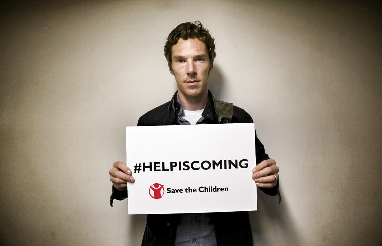 Benedict Cumberbatch podporuje nadáciu na záchranu detí utečencov (Save The Children)
