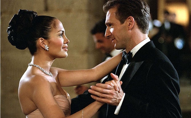 Jennifer Lopez a Ralph Fiennes vo filme Kráska z Manhattanu (Zdroj: Photo © 2002 Columbia Pictures)