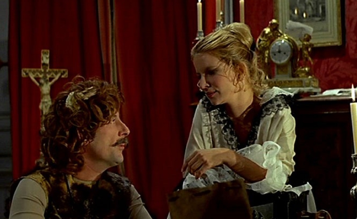 Jean Rochefort a Marina Vlady vo filme Nech žije slávnosť (Zdroj: Photo © Česká televize)