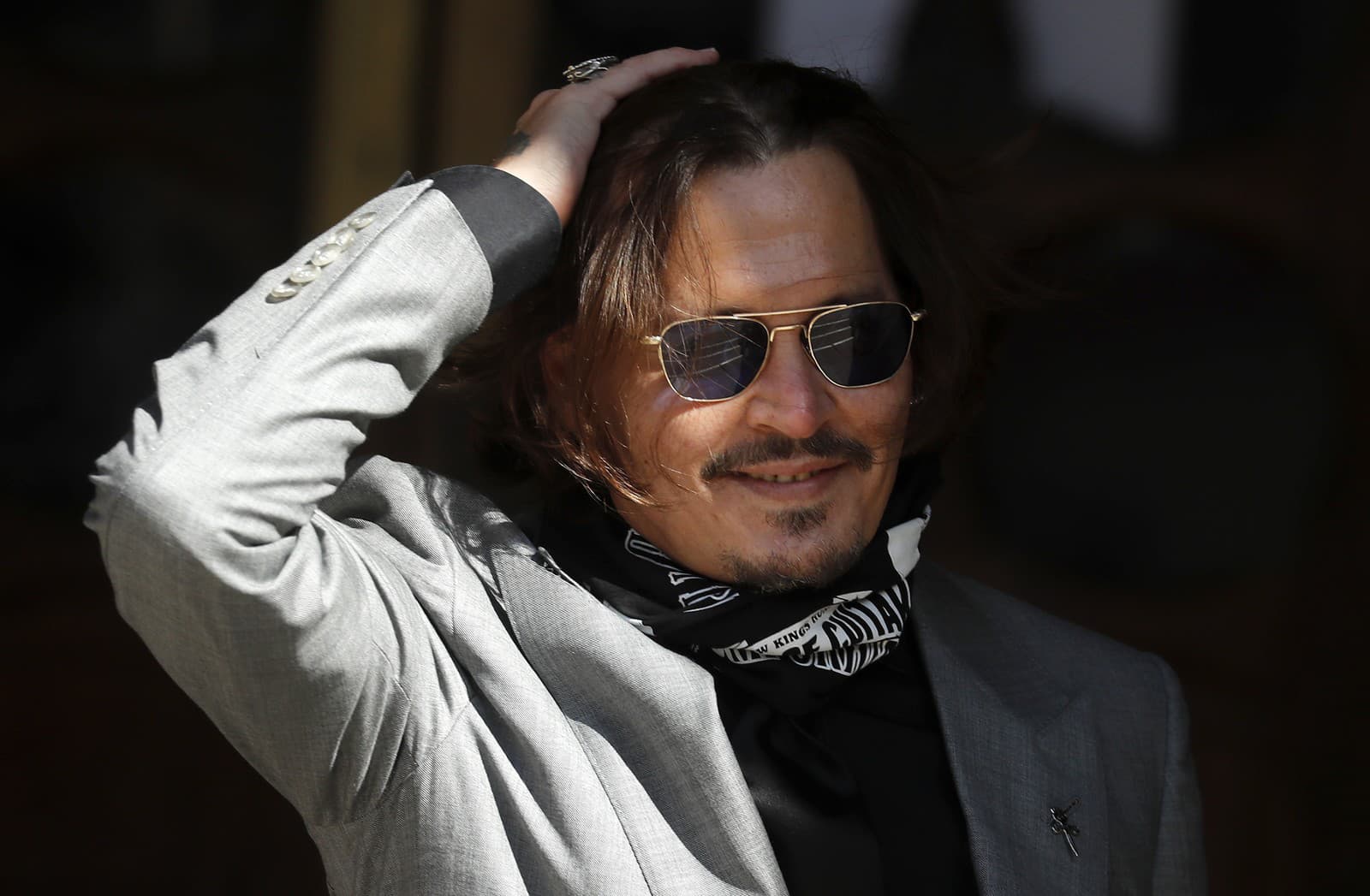 Johnny Depp dostal v