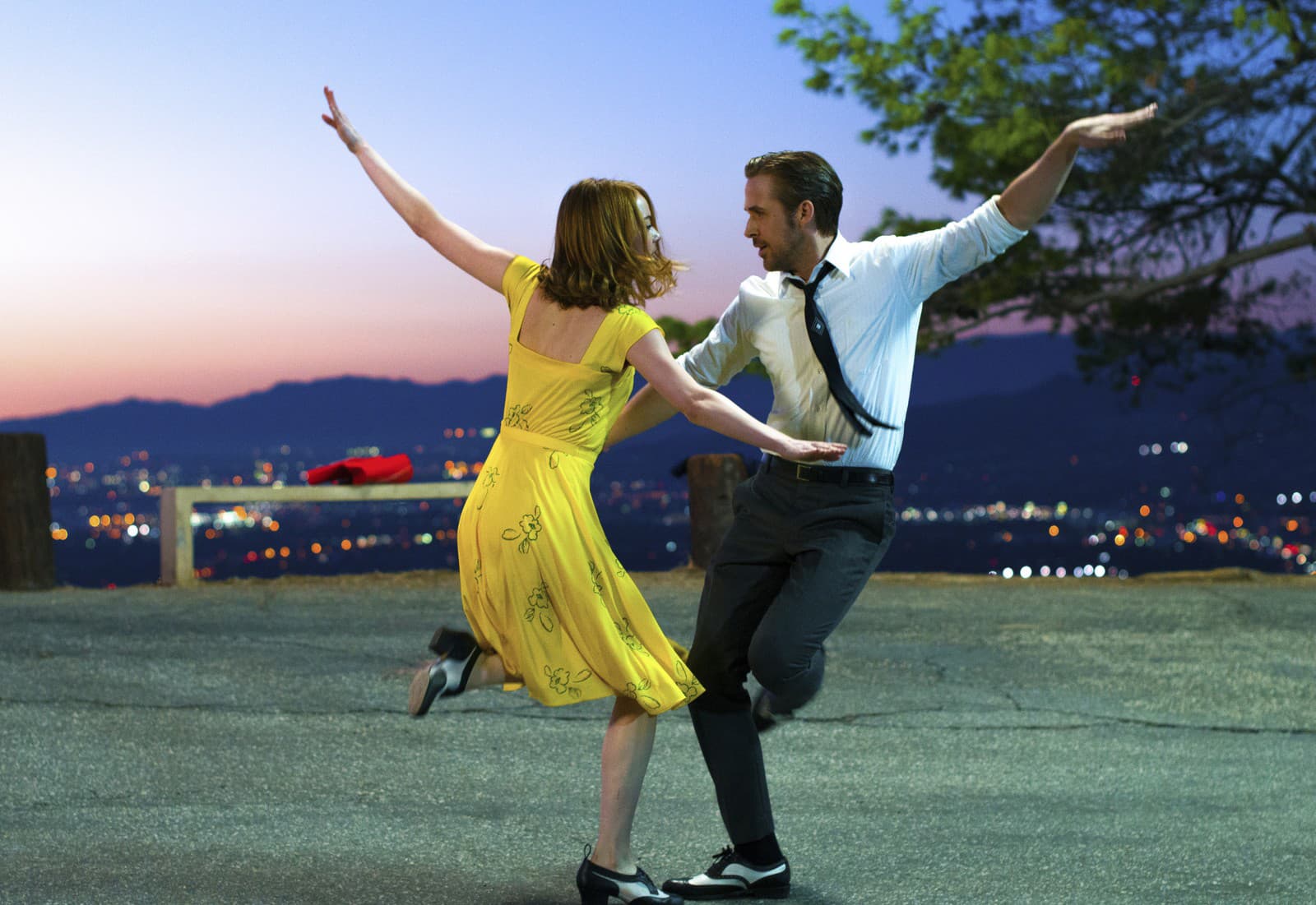 Emma Stone a Ryan Gosling vo filme La La Land (Zdroj: SITA/Dale Robinette/Lionsgate via AP, File)
