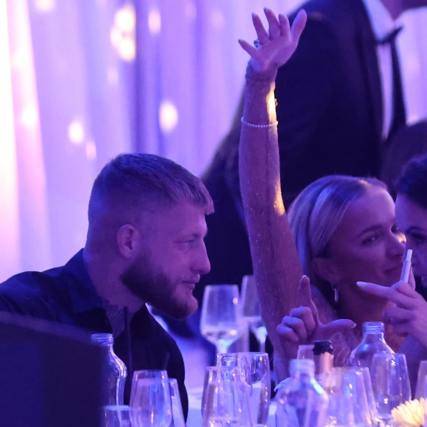 Nela Slováková a Radek Roušal vraj čakajú spoločného potomka. 