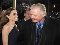 Angelina Jolie, Jon Voight