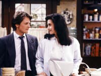 Michael J. Fox a Courtney Cox v seriáli Rodinné putá (Zdroj: Photo © Paramount Television)