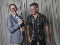 Režisér Tom McCarthy a Matt Damon pózujú v Cannes počas premiéry filmu Stillwater. (Foto: SITA/AP/Vianney Le Caer/Invision)