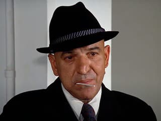 Legendárny komisár s lízatkom