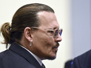Johnny Depp oslávi verdikt