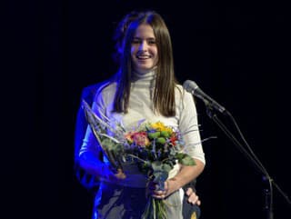 Strieborná Mia Pohánková sa