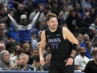 Basketbalisti Dallasu zvíťazili: Palubovku