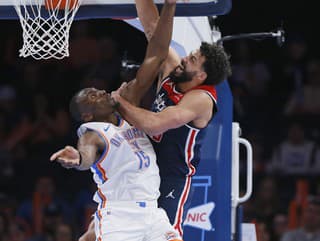 Fanúšikom NBA tuhla krv
