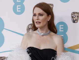 Julianne Moore
