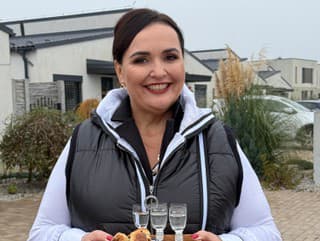 Renáta Názlerová