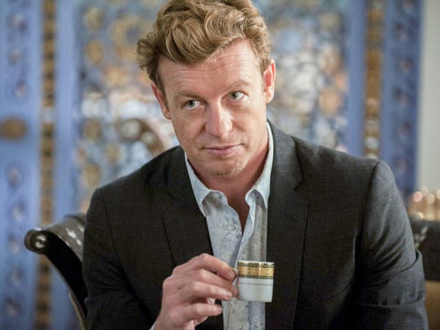 Mentalista Simon Baker nestarne