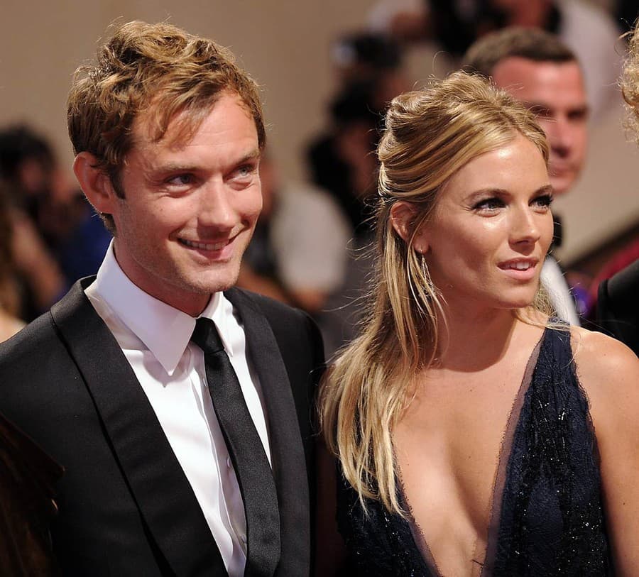 Jude Law a Sienna