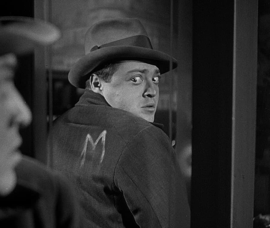 Hans Beckert (Peter Lorre)