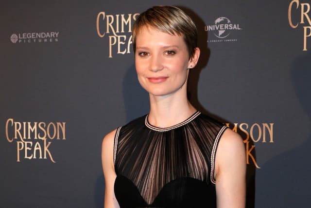 Mia Wasikowska