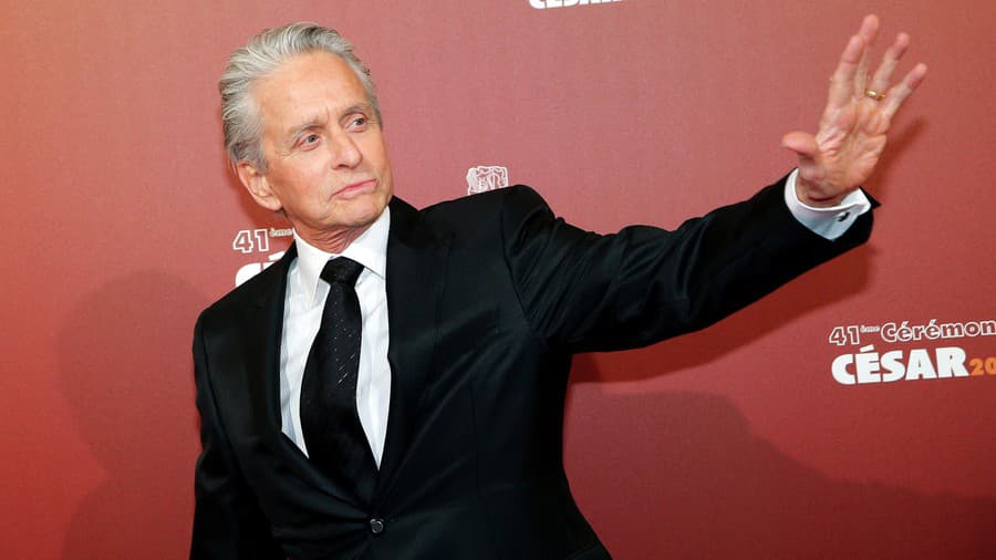 Na plátnach žiaria, no
