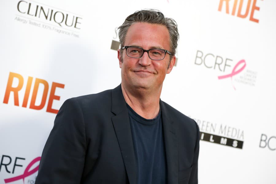 Matthew Perry (Chandler Bing)