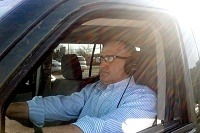 Počúvanie slúchadlami za volantom