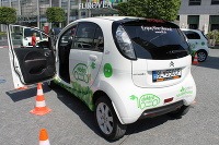 Elektromobily dostali zelenú aj