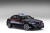 Alfa Romeo Giulia Quadrifoglio Verde Carabinieri 2016