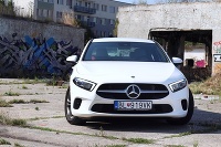 Mercedes Triedy A sedan